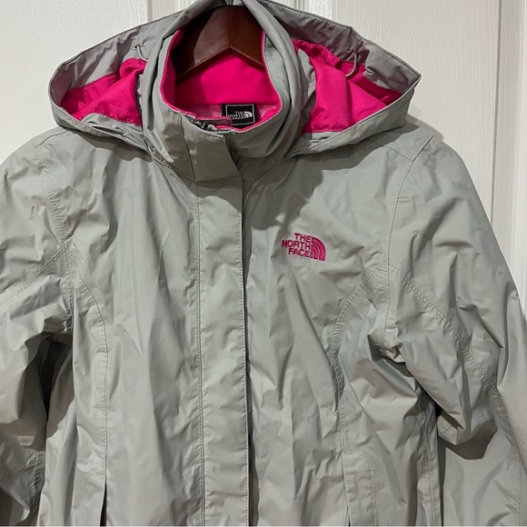 The north face silver color spring jacket size small - Picture 5 of 16